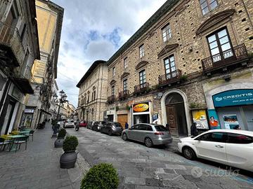 Rif.RI543| magazzino catanzaro