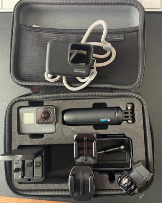 Gopro Hero 5 black non funzionante e accessori