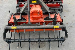 Erpice rotante per trattore