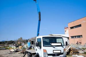 Nissan CABSTAR 35.11 con GRU SOCAGE APACHE 20 MT