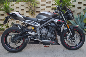 Triumph street triple 765 rs