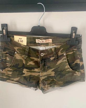 Shorts color mimetica ,  xs