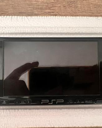 PSP 3000 + LCD + Custodia e caricatore