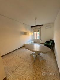 Centrale ristrutturato di pregio mobiliato