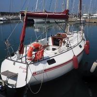 Barca a vela usata