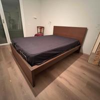 Letto matrimoniale con materasso