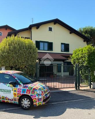 VILLA SINGOLA A SAN MAURIZIO CANAVESE