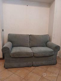 divano 2 posti