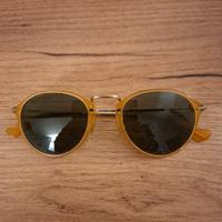 Occhiali da sole marca Persol