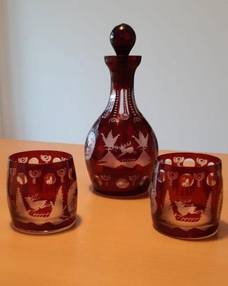 Caraffa e 2 bicchieri liquore vetro rosso Boemia