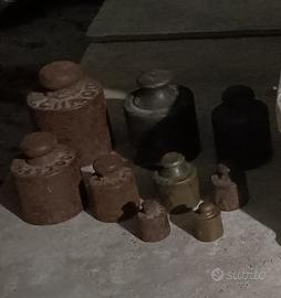 Pesi per bilancia antica 