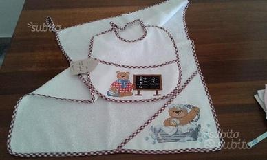 Set asilo ricamo punto croce