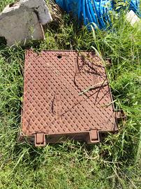 chiusino ghisa carrabile d400