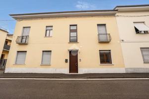 2 LOCALI A GIUSSANO
