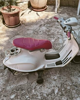 vespa 946 bianco