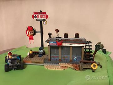 l LEGO Hidden Side Attacco alla Capanna dei Gamber