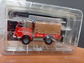 Modellino Camion Renault Tout Usage 4x4