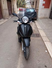 Beverly 125