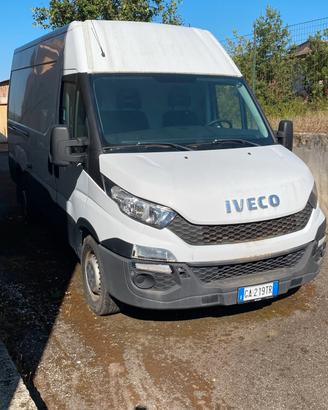Iveco Daily 35-130 Furgone