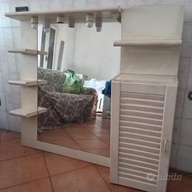 specchiera con armadietto