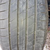 Gomme 215/55 R 17 98W