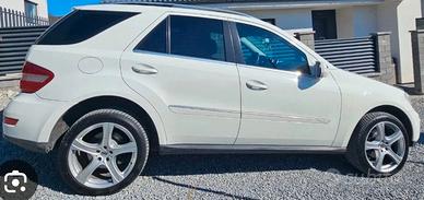 Mercedes ML ricambi o intera