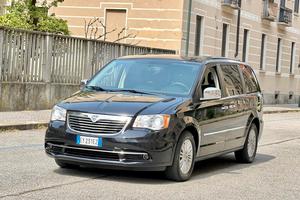 Lancia Voyager 2.8 Turbodiesel Platinum 177 CV