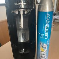 Gasatore Sodastream + bombola di ricarica