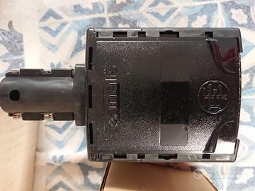 Connettore KSA02CF5 TELEMECANIQUE