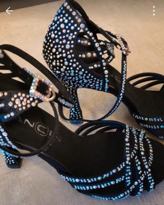 ✨ Scarpe da Ballo Nere con Brillanti   