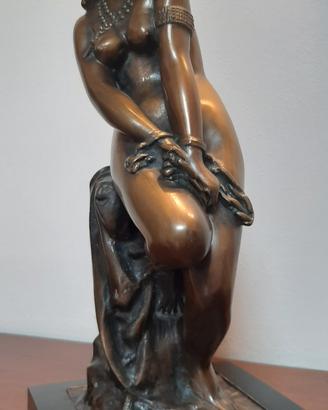 statua bronzea