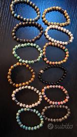 set di bracciali di pietre