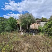 Terreno agricolo con rudere da recuperare