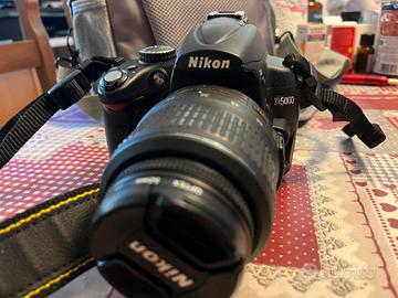 Nikon D5000
