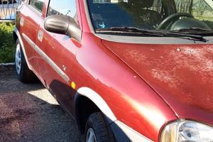 Opel Corsa B pezzi ricambio