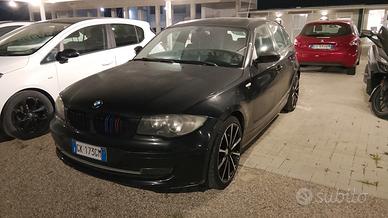 auto in  perfetto stato