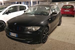 auto in  perfetto stato