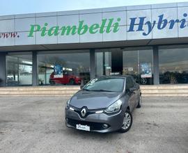 Renault Clio 1.2 75CV 5 porte Costume National GPL