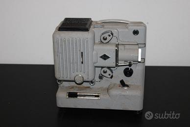 Proiettore cinematografico vintage EUMIG P8 – 8mm