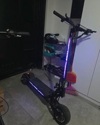 monopattino elettrico 21.5kw yume hawk pro vesc