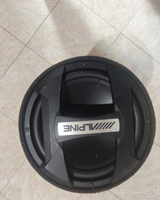 Subwoofer alpine