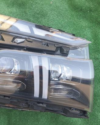 HYUNDAI SANTAFE 4 Restyling FULL LED Faro Fanale D