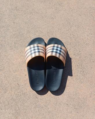 ciabatte Burberry usate 1 volta taglia 45 