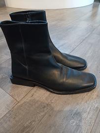 stivaletti bassi in pelle 