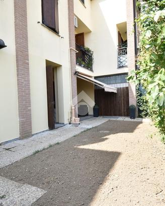 3 LOCALI A FELINO