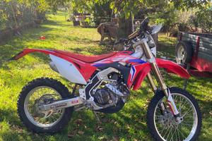 Honda CRF 450RX 450 4T del 2017, targata