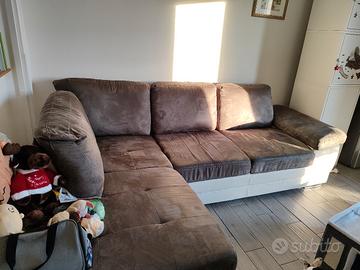 DIVANO LETTO 3 POSTI CON CONTENITORE E PENISOLA