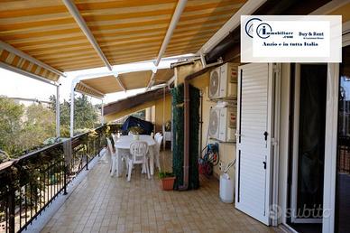 Attico / Mansarda di 80 m² con 3 locali a Anzio