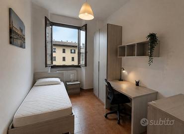 Stanza singola-Firenze Centro-libera