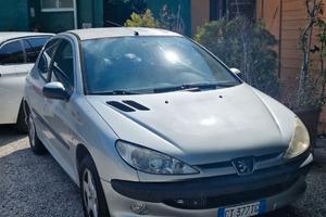 Peougeot 206 1.4 HDi 68 CV OK NEOPATENTATI
